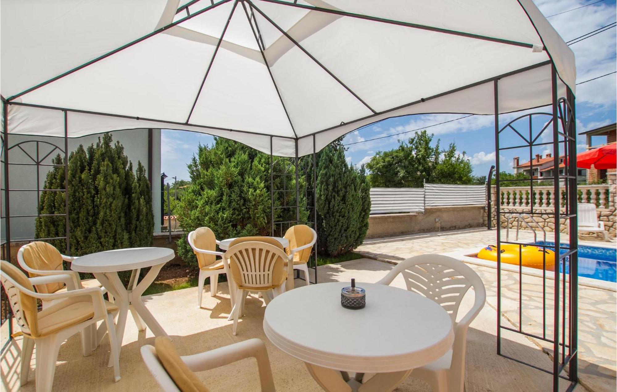 Gorgeous Home In Labin With Outdoor Swimming Pool Extérieur photo